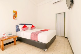 Canggu 77 Guest House by OYO