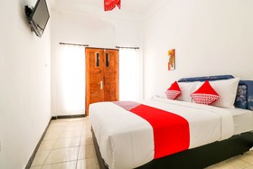 Canggu 77 Guest House by OYO