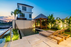 Om Cemagi Beach Villa