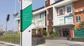 Zizz Convention Hotel