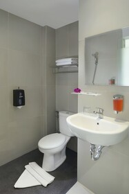 Zizz Convention Hotel