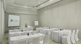 Zizz Convention Hotel