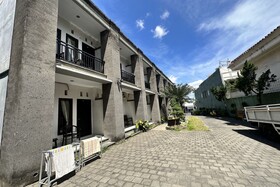 Hotel Warta Sari
