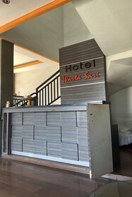 Hotel Warta Sari