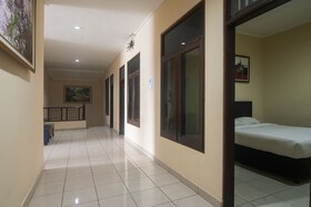 Miraa Guest House & Resto By Ghayatri