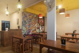 Miraa Guest House & Resto By Ghayatri