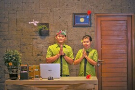 Three Gold Luxury Private Villa