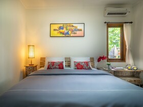 Tiis Garden Puri Villas