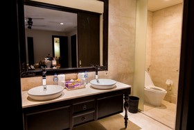 AYANA Residences