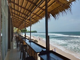 Balangan Paradise Hostel and Restaurant