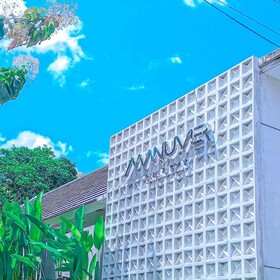 Manuver Surf and Stay Uluwatu Bali
