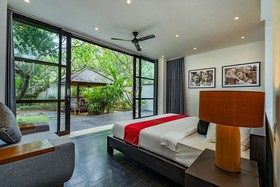 Olivia Estate