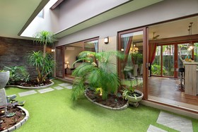 Puri Sabina Bed & Breakfast