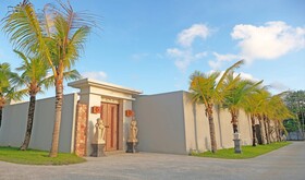 Vivara Private Pool Villas & Spa Retreat