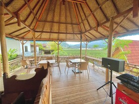 Double U Camp and Villa