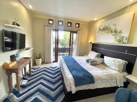 Double U Camp and Villa