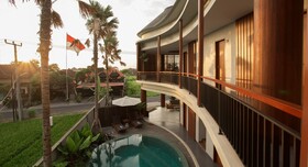 Curve House Umalas