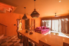 El Barrio Boutique Hotel & Bar