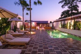 El Barrio Boutique Hotel & Bar