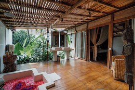 Kropak Canggu
