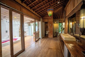 Kropak Canggu