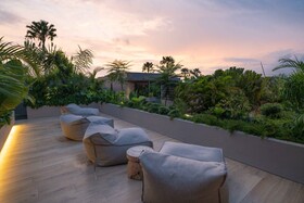 Sin Nombre Bali