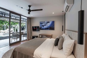 Sin Nombre Bali