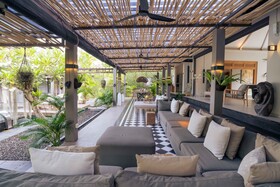 Sin Nombre Bali