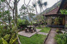 Baruna Lakeside View