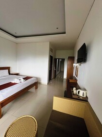 Caldera Hotel & Restaurant