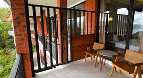 Caldera Hotel & Restaurant