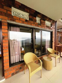 Caldera Hotel & Restaurant