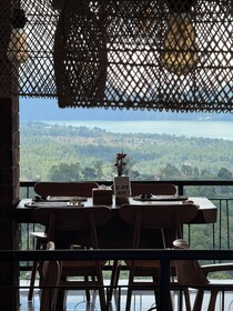 Caldera Hotel & Restaurant