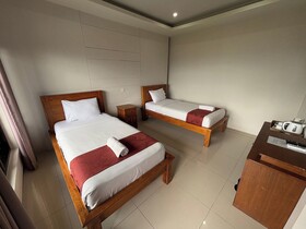 Caldera Hotel & Restaurant