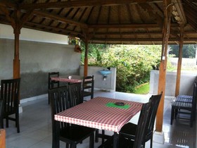 Surya Hotel & Restaurant
