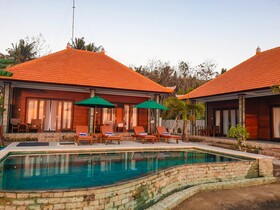 Juan Beach Bungalow