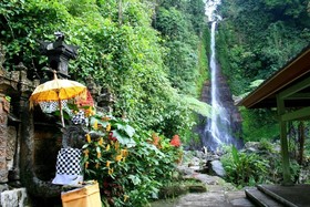 The Ning Beach & Villa