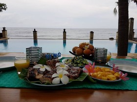 The Ning Beach & Villa