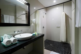 Adi Dharma Hotel Legian