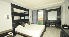 Arya Hotel and Spa