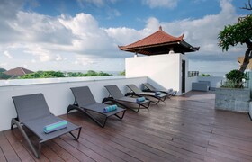 Kuta Beach Hotel