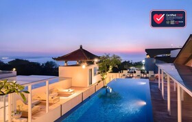 Kuta Beach Hotel