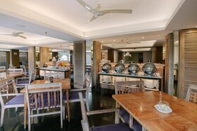 Kuta Beach Hotel