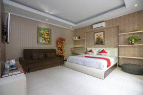 Dedy Beach Inn by OYO Rooms