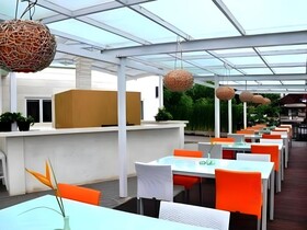 HARRIS Hotel & Residence Riverview Kuta Bali