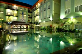 HARRIS Hotel & Residence Riverview Kuta Bali
