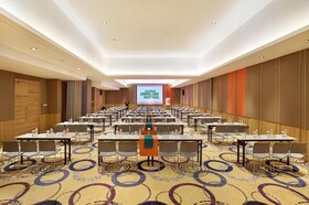 HARRIS Hotel & Residence Riverview Kuta Bali