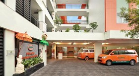 HARRIS Hotel & Residence Riverview Kuta Bali