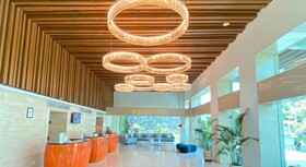 Harris Hotel Kuta Galeria