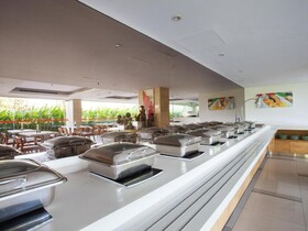 Harris Hotel Kuta Galeria